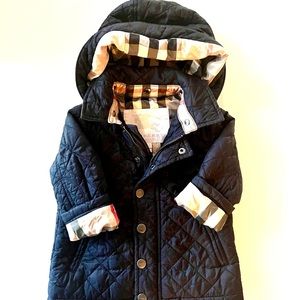 Burberry baby jacket size 12m. Navy blue. Good condition with removable hood.